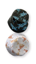 Load image into Gallery viewer, Prizmatique Reversible Bucket Hat
